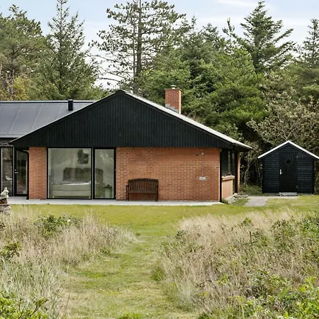 Semesterbostad With Fjord Views