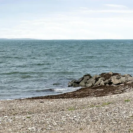 With Fjord Views Semesterbostad Thyholm