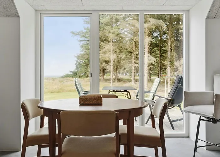 With Fjord Views بيت للعطل Thyholm